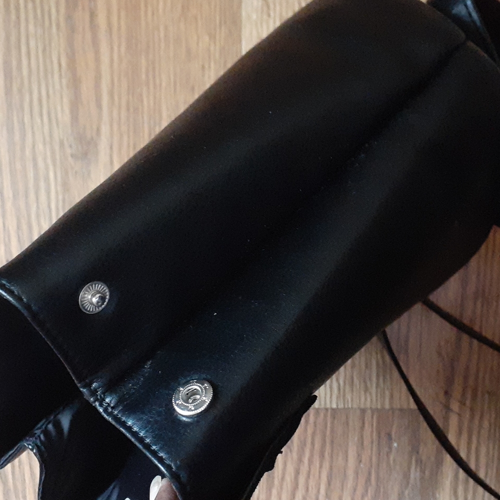 Purse - Picture 6 of 9